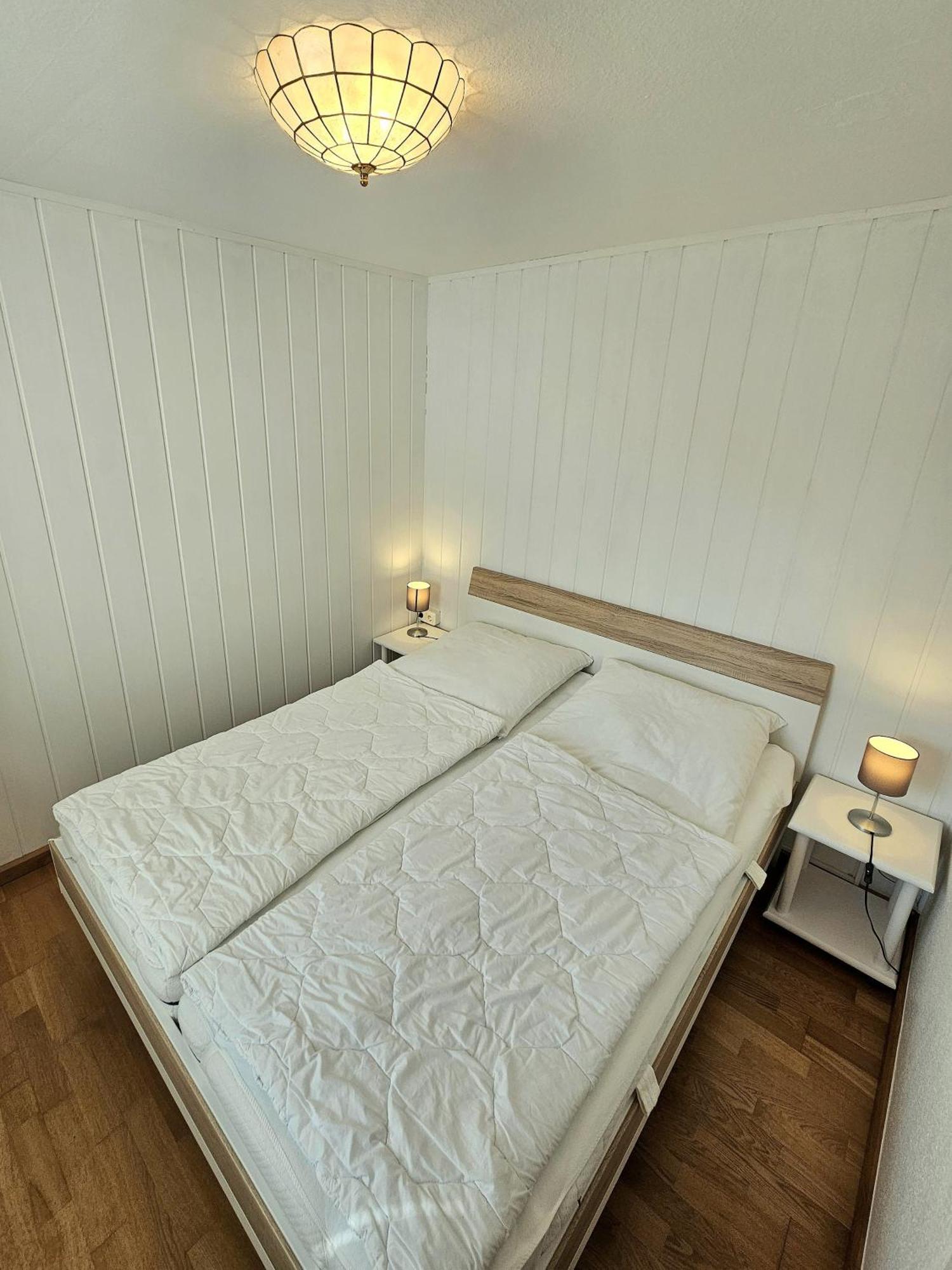 Wohnung 2 - G Pape - Schoene Terassenwohnung Mit Sep Ankleidezimmer, Kostenloses Wlan, Longstay Rabatt, Naehe Duenenpark เกรอมิทซ์ ภายนอก รูปภาพ